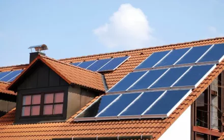 How Long Does a Solar Battery Last at Night: Understanding Overnight Capacity