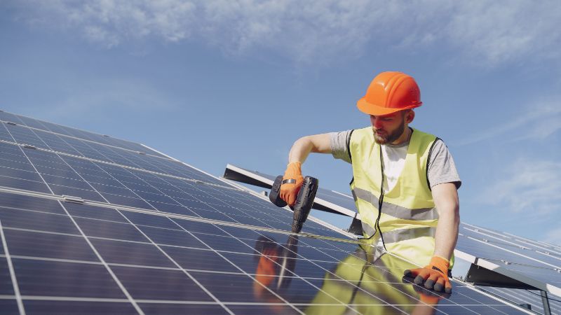 Installation und Wartung von Solarmodulen